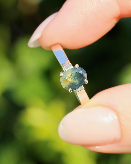 Bi Colour Natural Sapphire, Sterling Silver, size O or 7.25