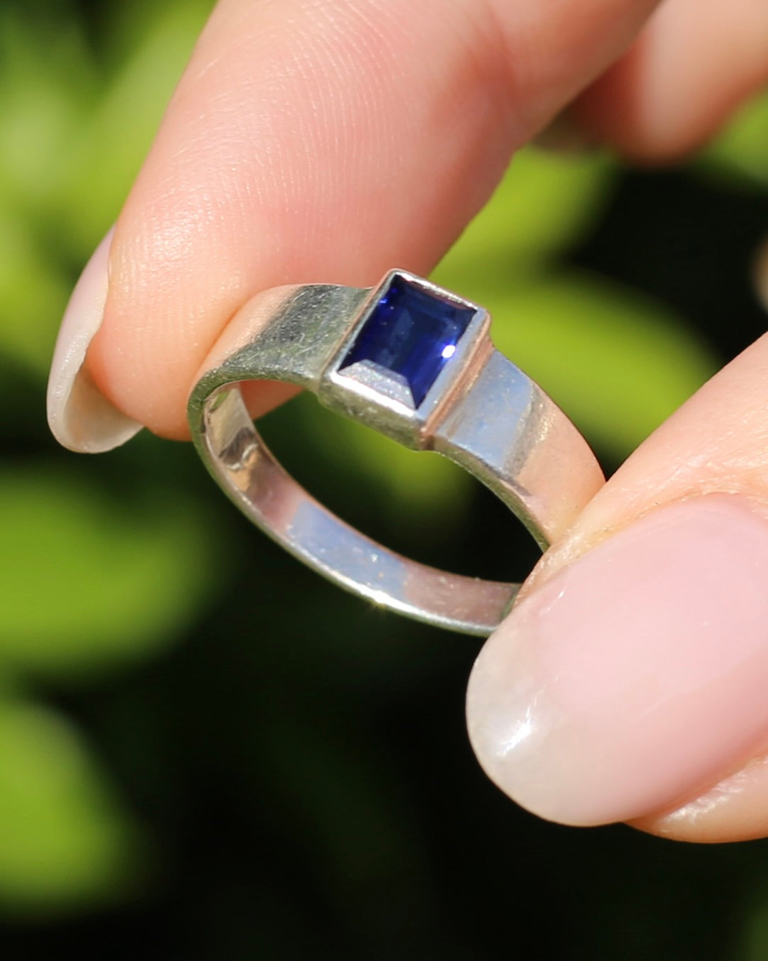 Blue Sapphire (Synthetic) Baguette in Bezel Set Silver Ring, size Q1/2 or 8.25 (fits more like a P1/2), 3.5g