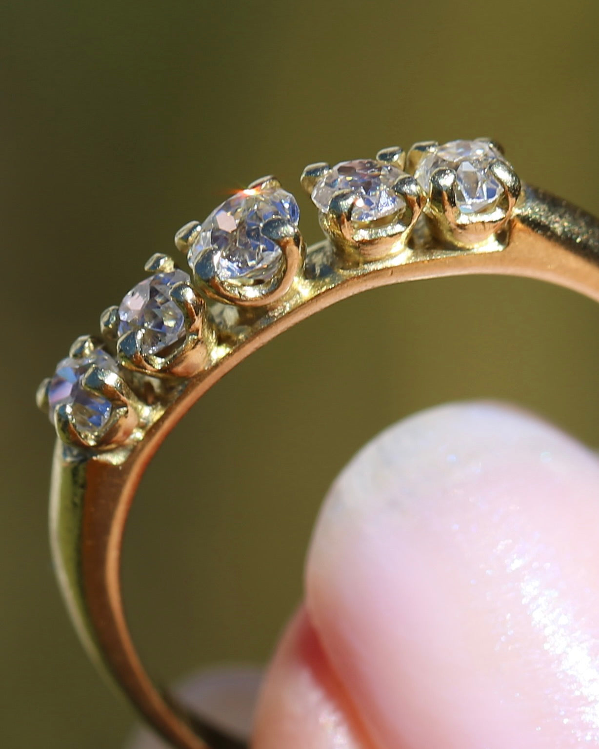 Five Stone Old Cut Diamond Ring approx 0.85ct, Claw Set, 18ct Yellow Gold, size T or 9.5