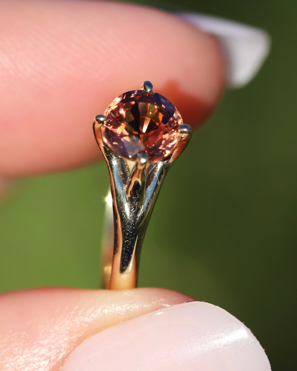 1.4ct Natural Peachy Orange Tourmaline Ring, 9ct Yellow Gold, size N1/2 or 7, 1.51g