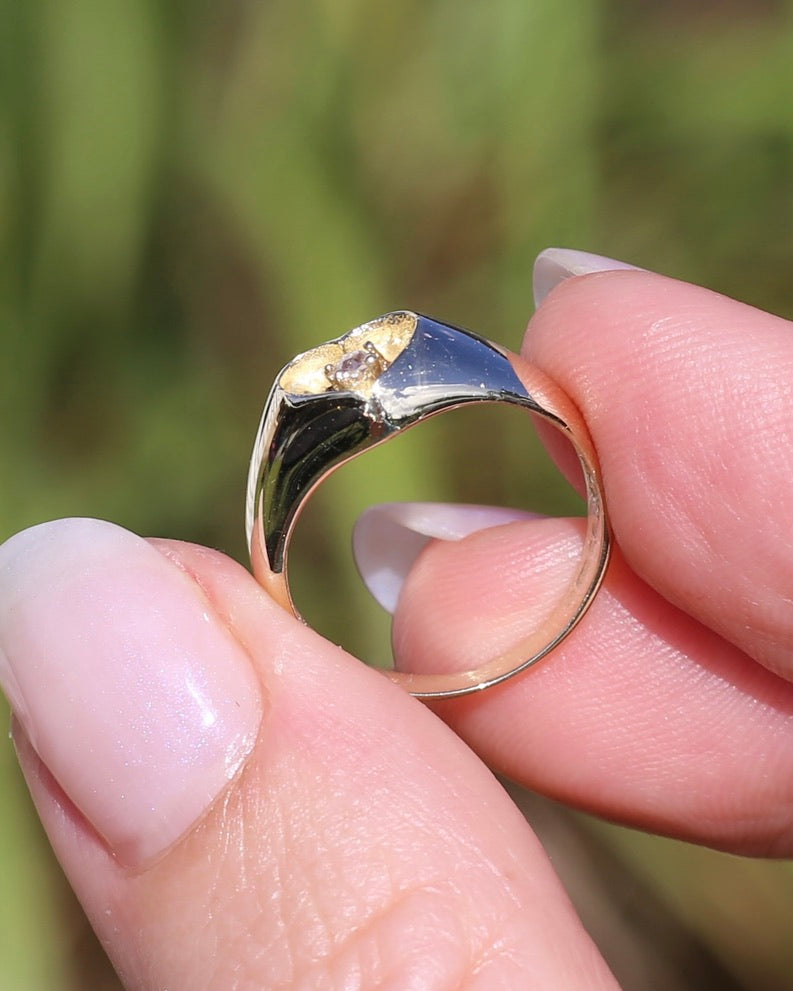 ON HOLD 1979 London Made Old Cut Diamond Heart Signet Ring, 9ct Yellow Gold, size J1/2 or 5, 2.48g