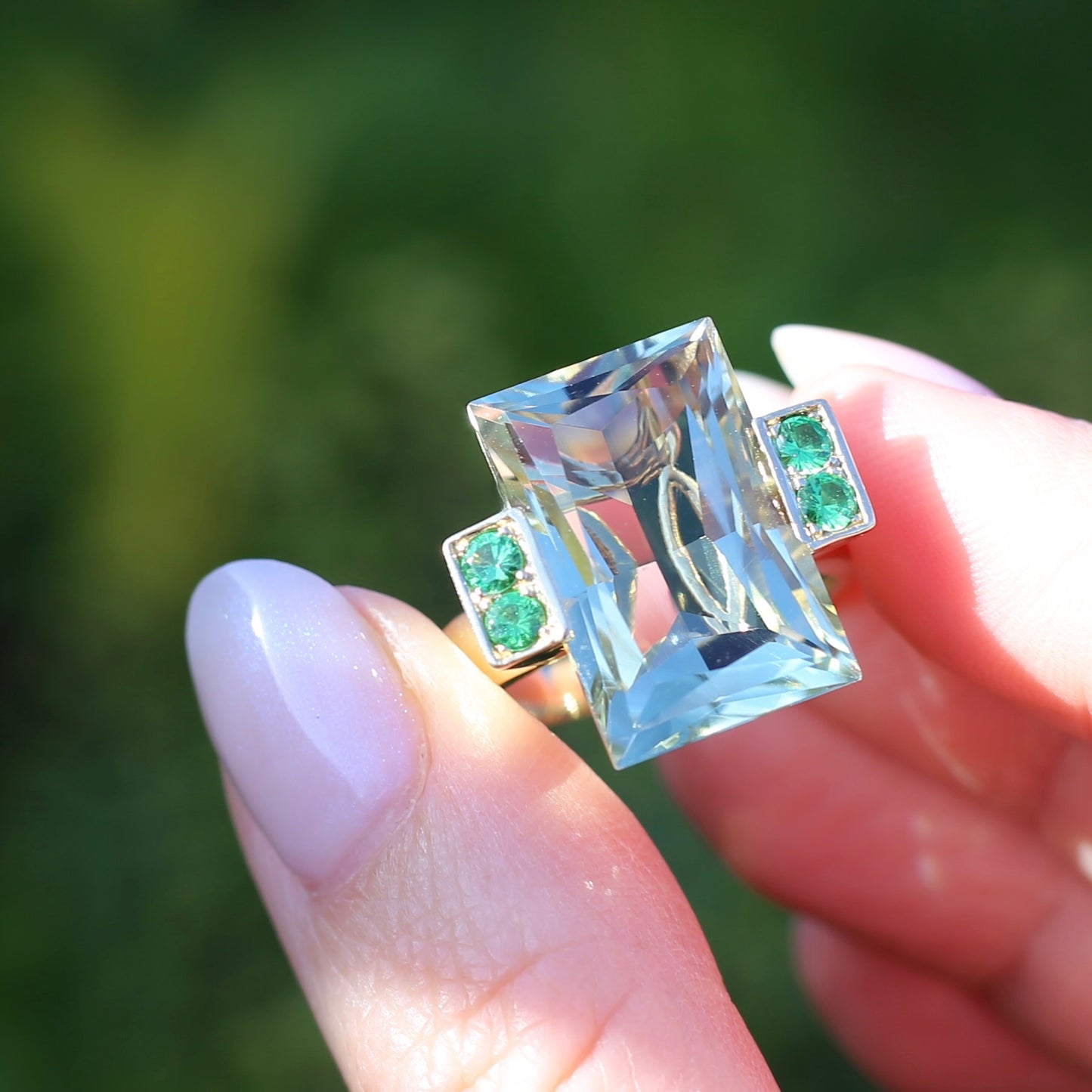 Vintage 15ct Prasiolite Green Quartz and Chrome Diopside Cocktail Ring, size U or 10