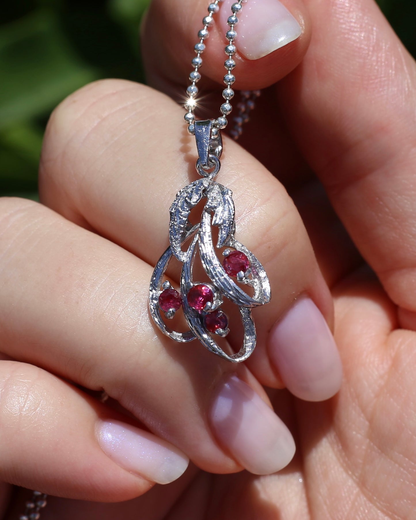 Sterling Silver Pink Sapphire/ Ruby Leaf Pendant, Sterling Silver, 2.66g