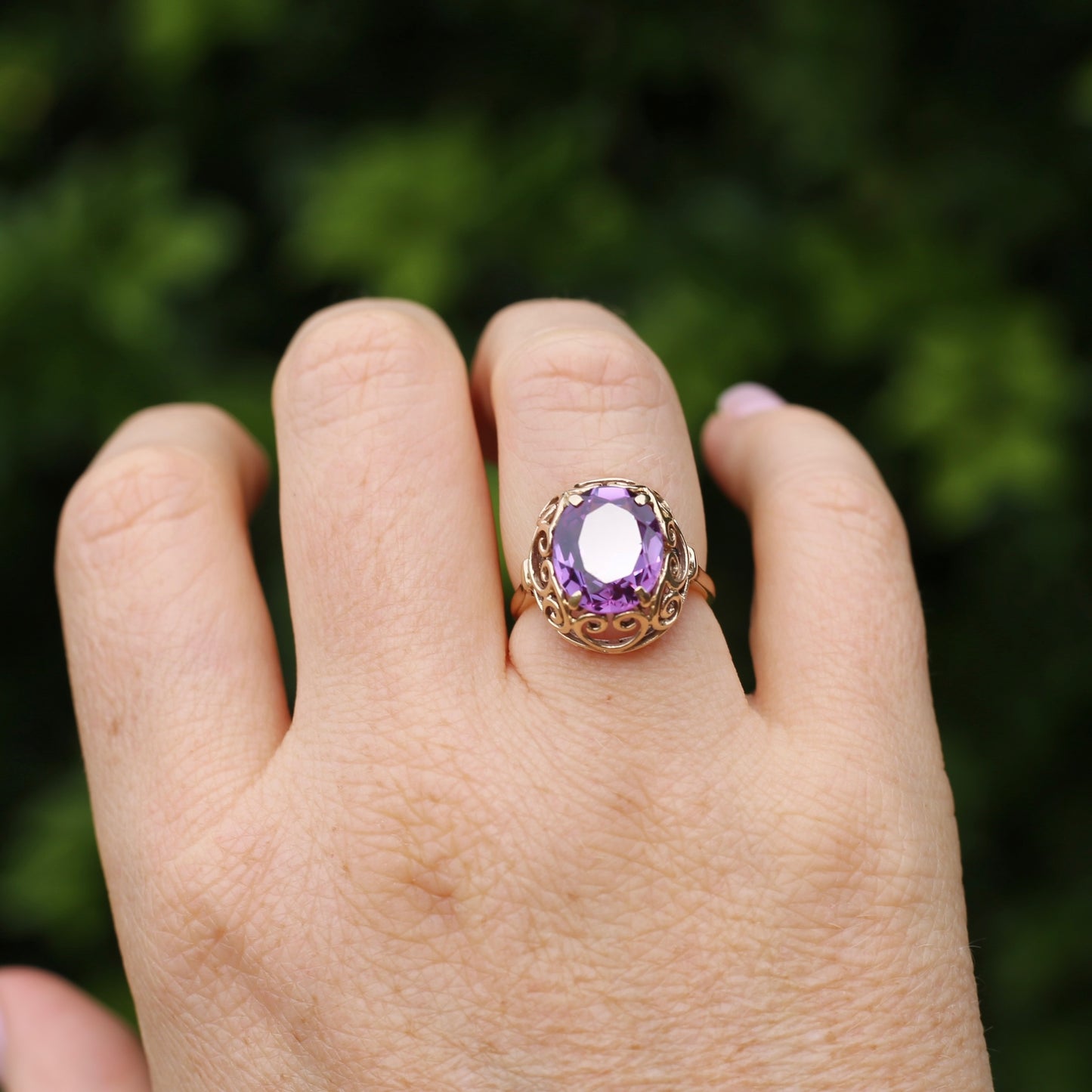 Synthetic Colour Change Purple Sapphire in Filigree Gold Ring, 10ct yellow gold,  size M1/2 or just under 6.5