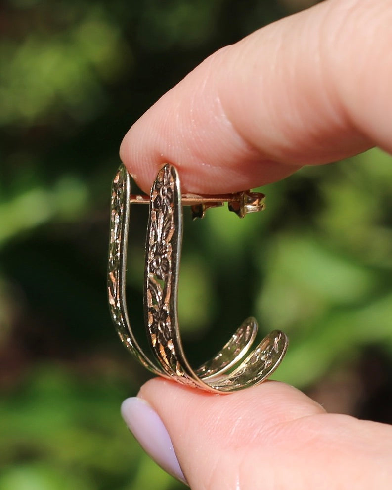 Floral Hand Carved 9ct Yellow Gold Earrings - Studs-, 9ct Yellow Gold, 3.13g