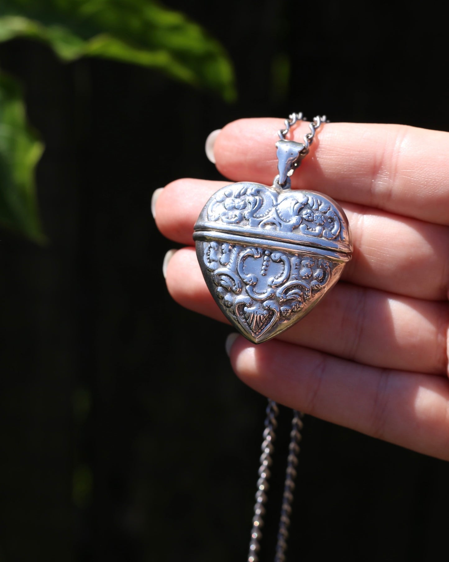 Vintage Heart Shaped Repousse Sterling Silver Vinaigrette Pendant, 12.0g