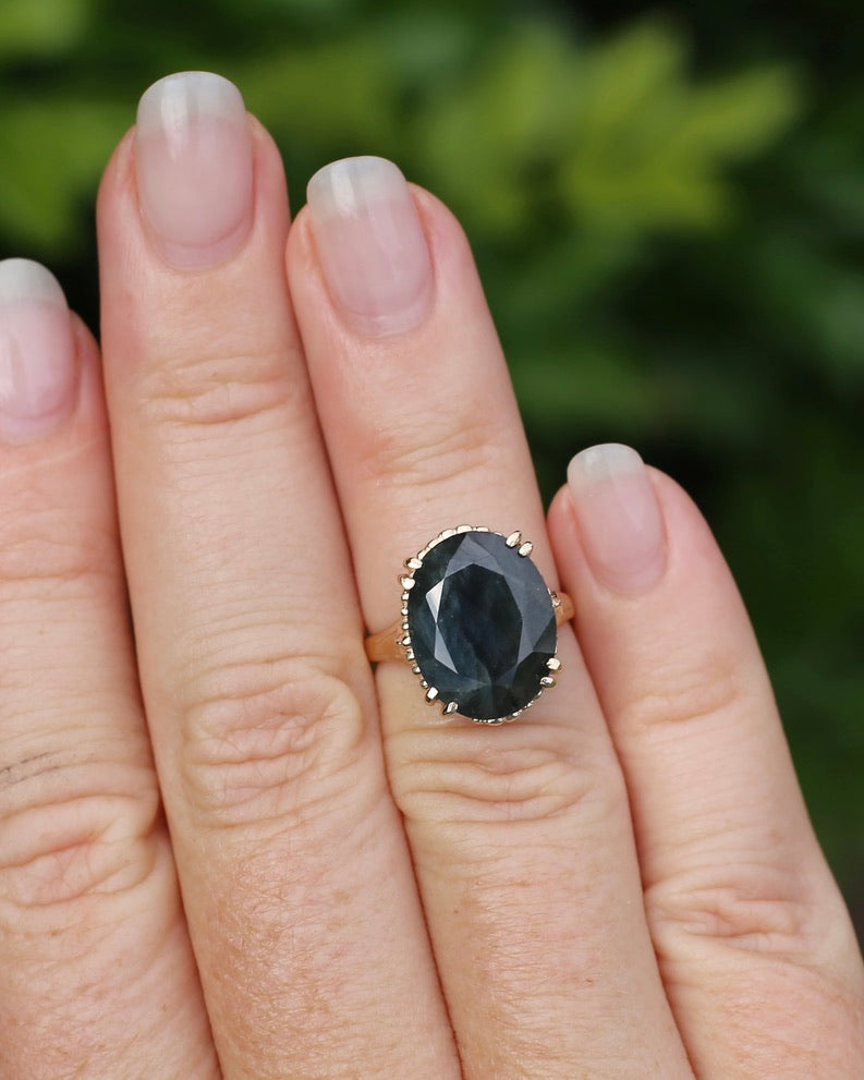 8.4ct Opaque Blue Sapphire, in Four Double Claw Filigree 9ct Yellow Gold Ring, size J or 4.75, 3.53g