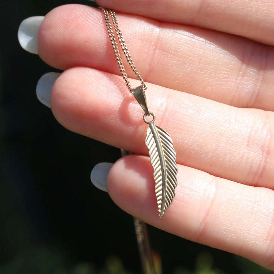 Delicate Gold Feather Pendant, 9ct Yellow Gold, 0.26g