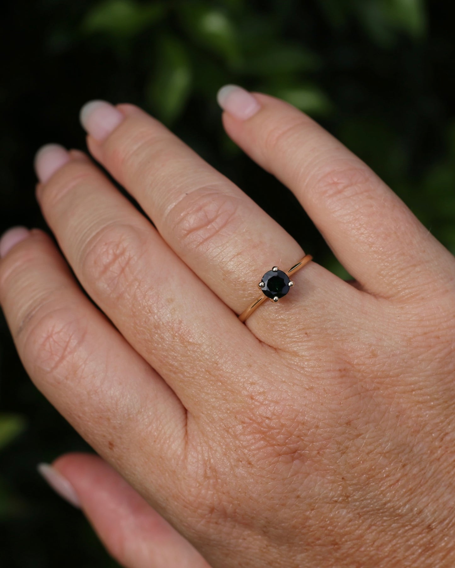 0.72ct Natural Dark Green Tsavorite Garnet, 10ct Yellow Gold, size P or 7.75, 1.53g