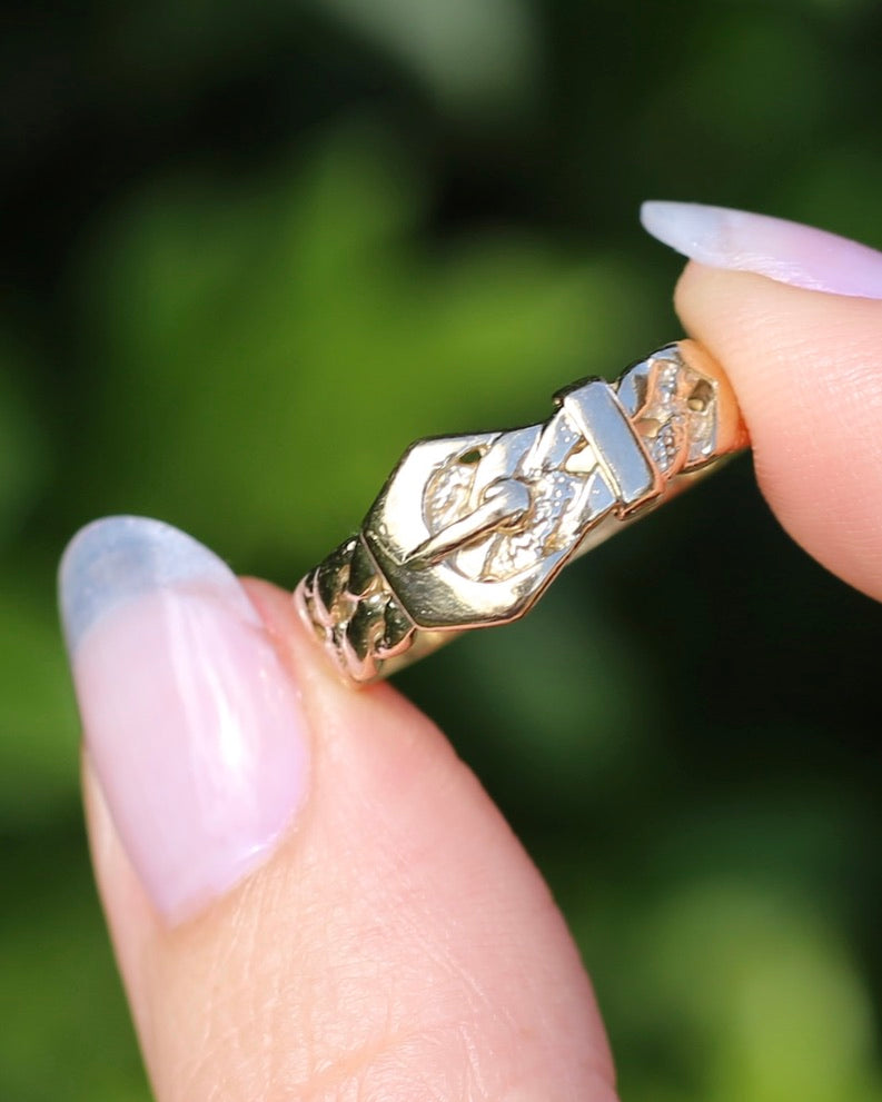 Post 1972 Sheffield Made Buckle Ring, 9ct Yellow Gold, size S1/2 or 9.25, 3.42g