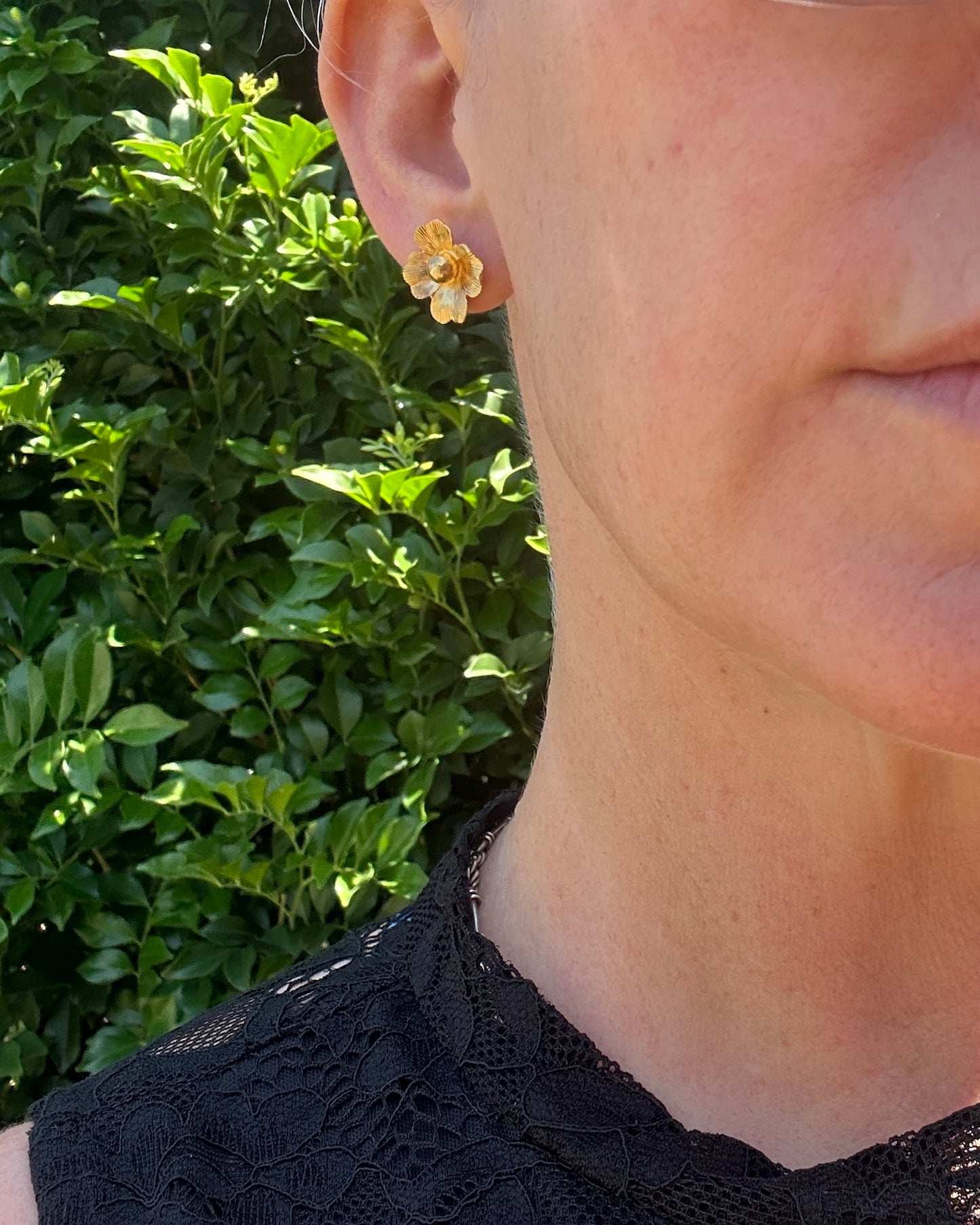 Vintage 1950s Large Floral Earring Studs, 9ct Gold (14K butterflies), Birmingham Made, 3.27g