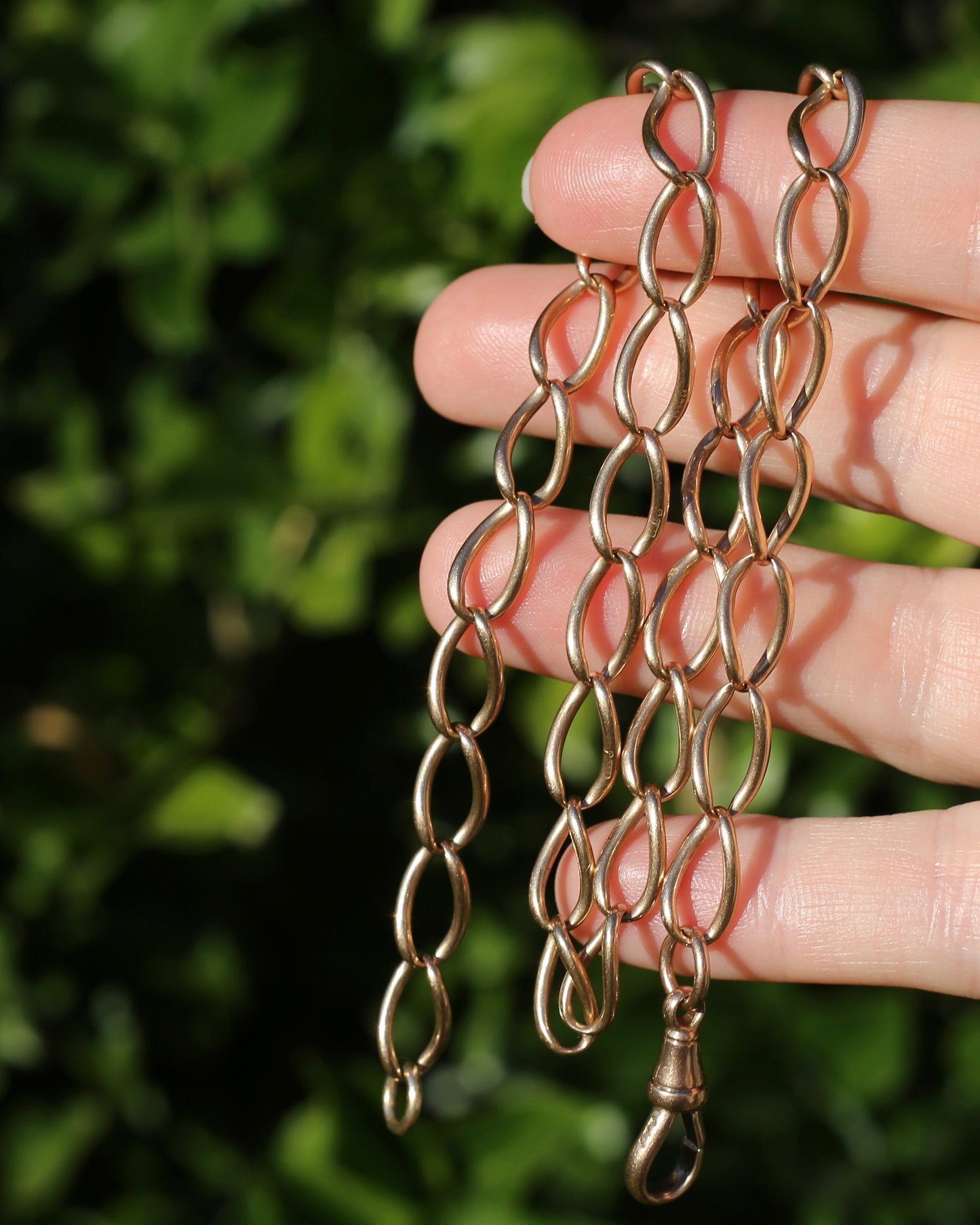 Old Rosey Gold Wide Oval Hallmark Linked Chain with Single Albert Clasp, 20.25g, 16 Inches or 41cm