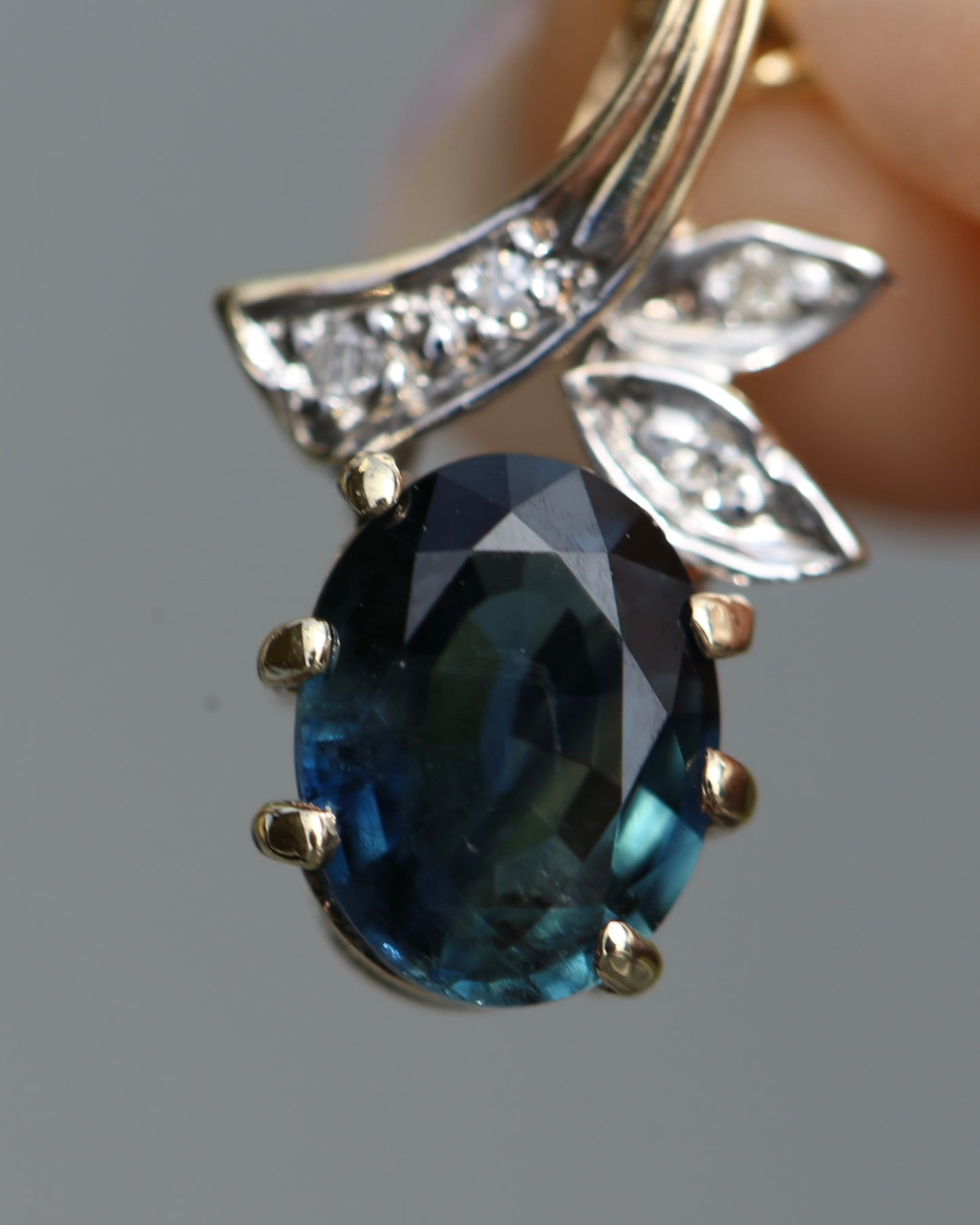 Approx 1.2ct Natural Sapphire and Single Cut Diamond Pendant, 1.1g