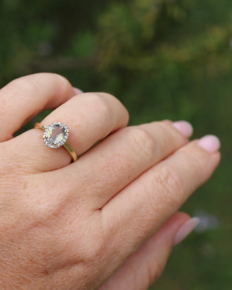 1.2ct Unheated Natural Golden Tanzanite in Diamond Halo, 10ct Yellow Gold, size O1/2 or just over 7.25, 3.0g
