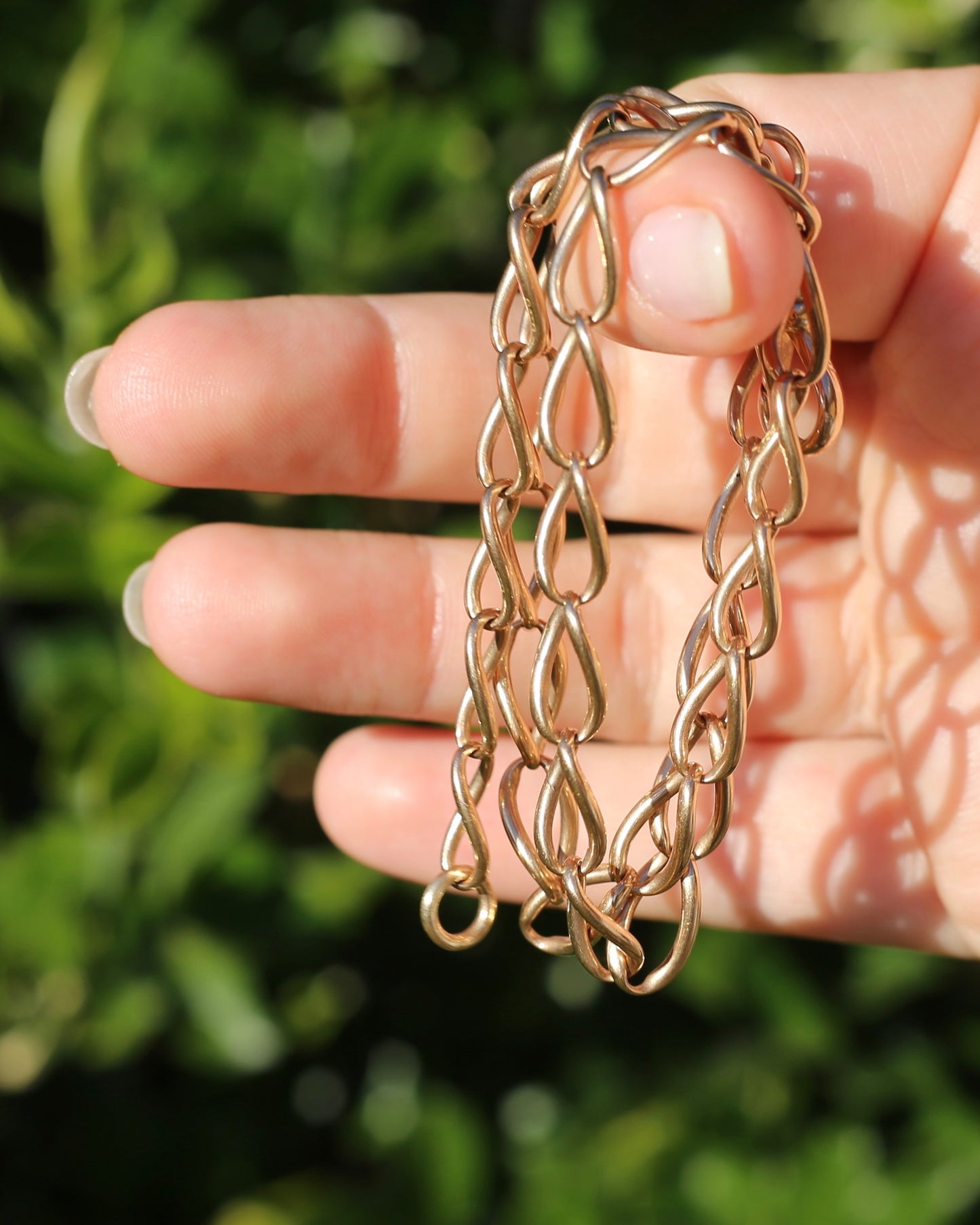 Old Rosey Gold Wide Oval Hallmark Linked Chain with Single Albert Clasp, 20.25g, 16 Inches or 41cm