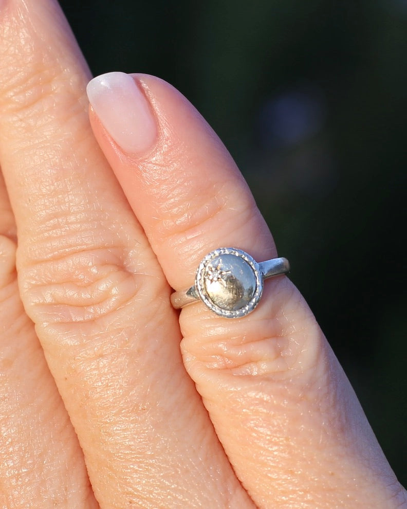 Mixed Metal Diamond Set Signet, 9ct Yellow Gold and Sterling Silver, size D1/2 or 2.25, 1.76g