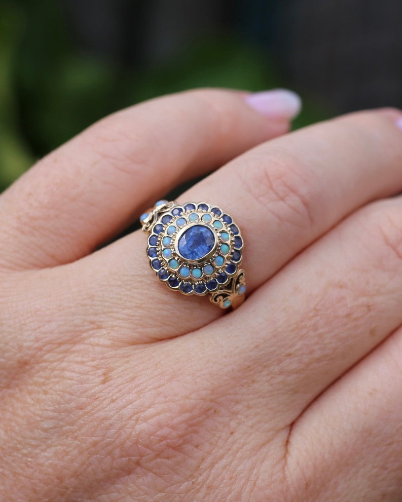 Natural Sapphire and Opal Cluster Ring, 9ct Yellow Gold, size P or 7.5, 4.04g