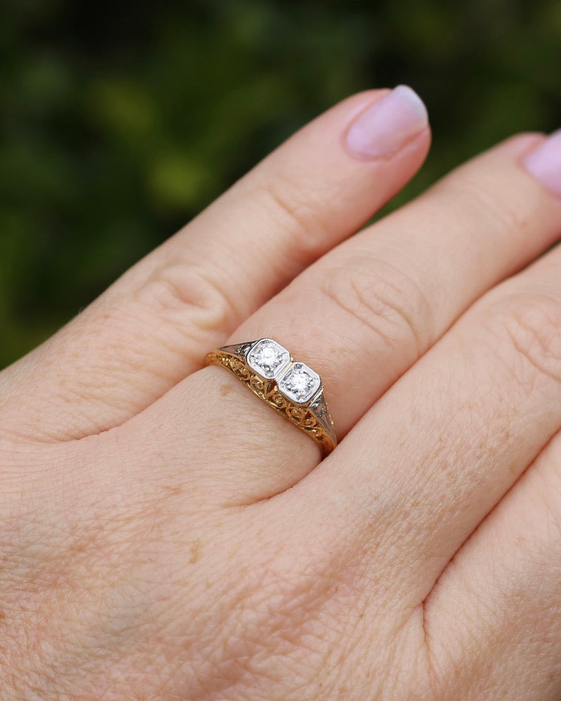 Circa 1910 Antique Toi Et Moi Transitional Cut Diamond Ring, 18ct Yellow Gold and Platinum, size N or just over 6.5, 2.42g, with valuation