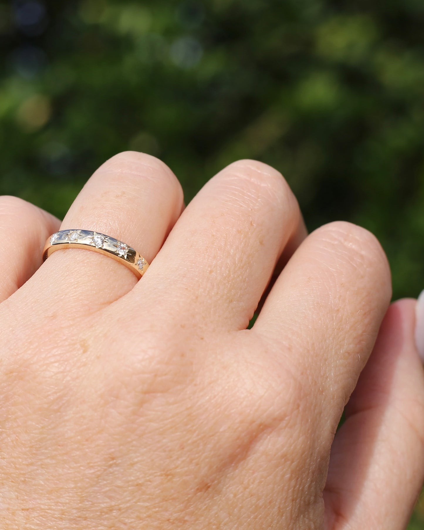 Reclaimed 9ct Yellow Gold Ring Star Set with 5 reclaimed Diamonds, size O1/2 or 7.25