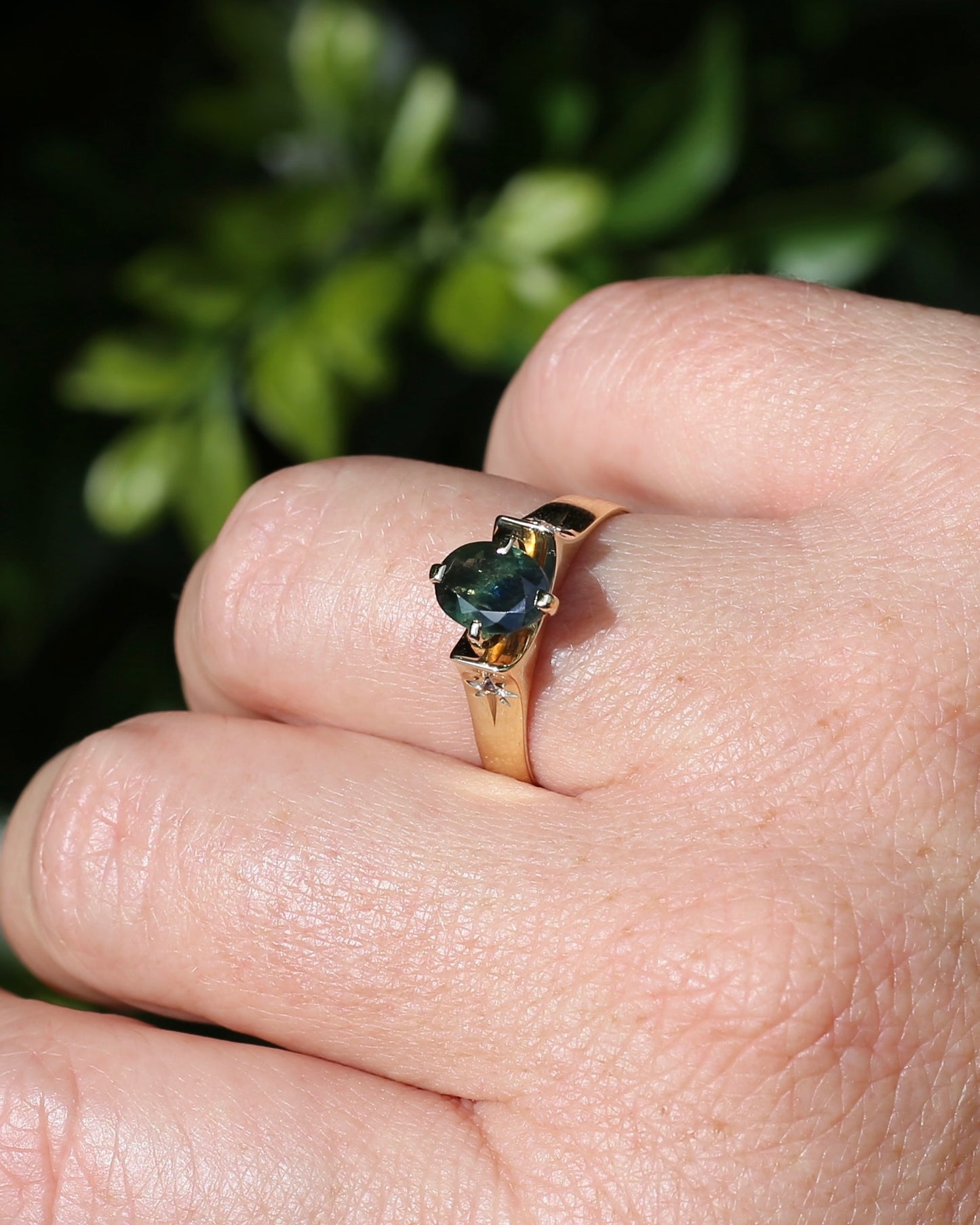 Circa 1970s 1.2ct Oval Australian Parti Sapphire Ring with Star Set Diamond Side Stones, 9ct Yellow Gold, size R1/2 or 8.75, 3.28g