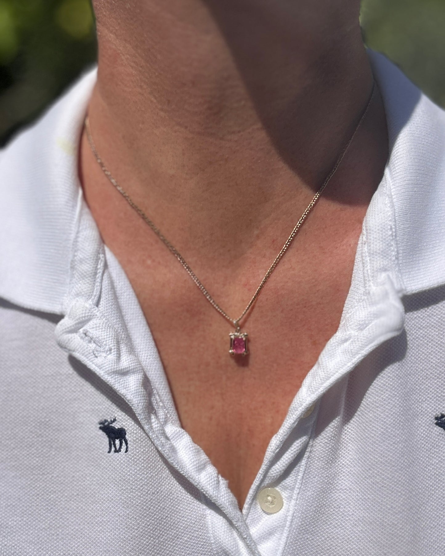 0.65ct pink tourmaline Handmade Pendant, 9ct Yellow Gold, 1.11g