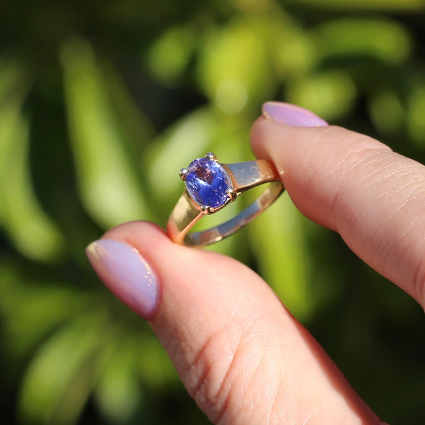 1.25ct Oval Tanzanite Ring, 14ct Yellow Gold, size N or just over 6.5