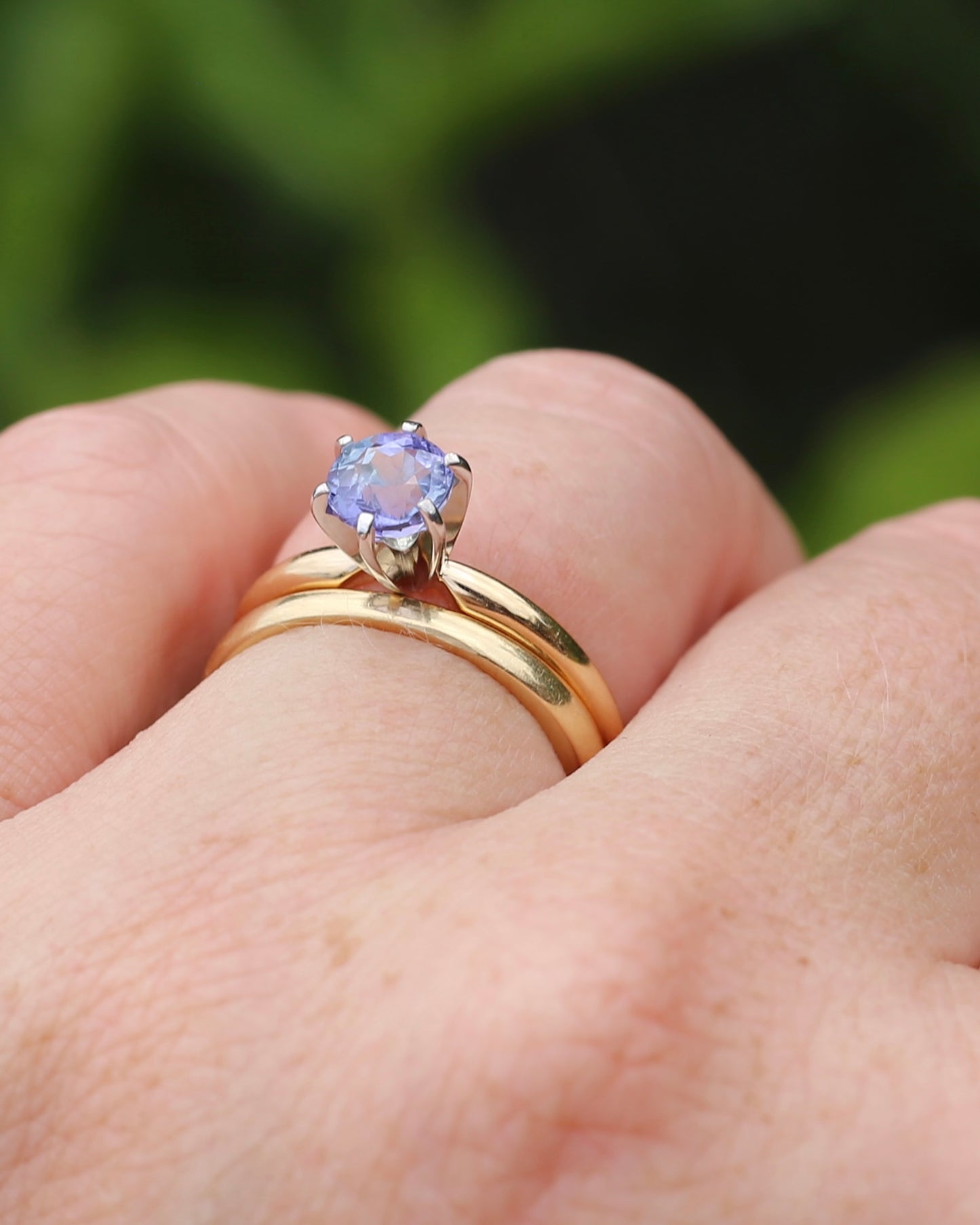 6mm Tanzanite Round Solitaire, 14ct Yellow and White Gold, size N1/2 or 7, 2.57g