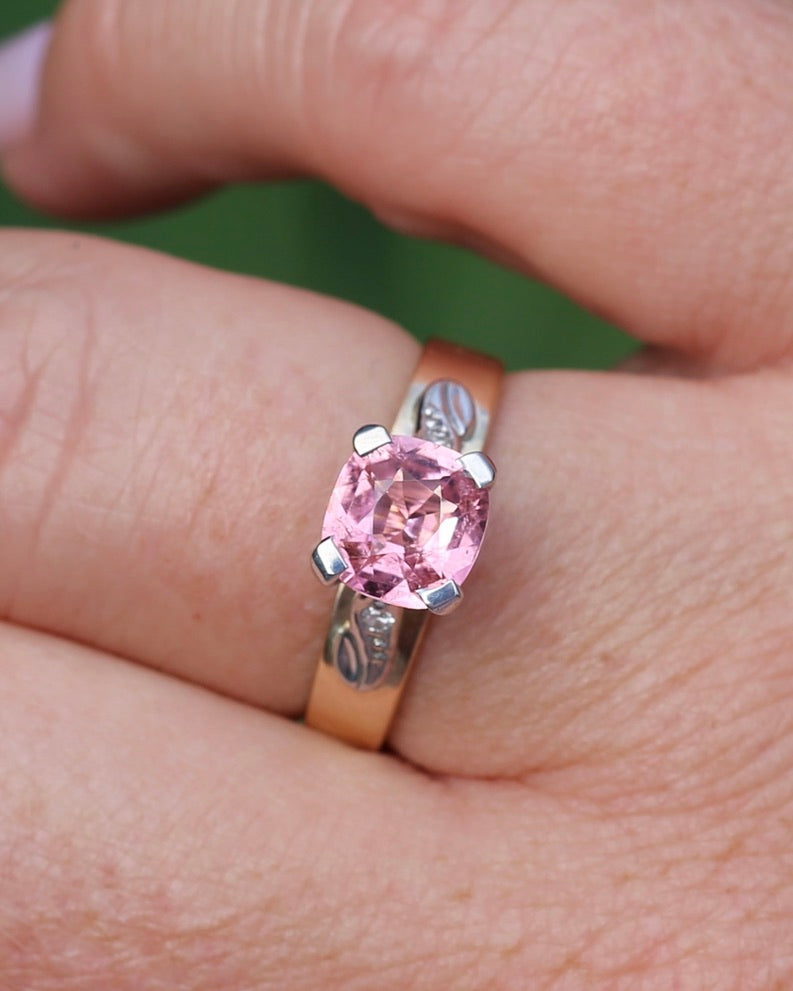 1.62ct Natural Pink Tourmaline in 1970s Mixed Metal Setting with Diamond Side Stones, size P or 7.5, 4.34g