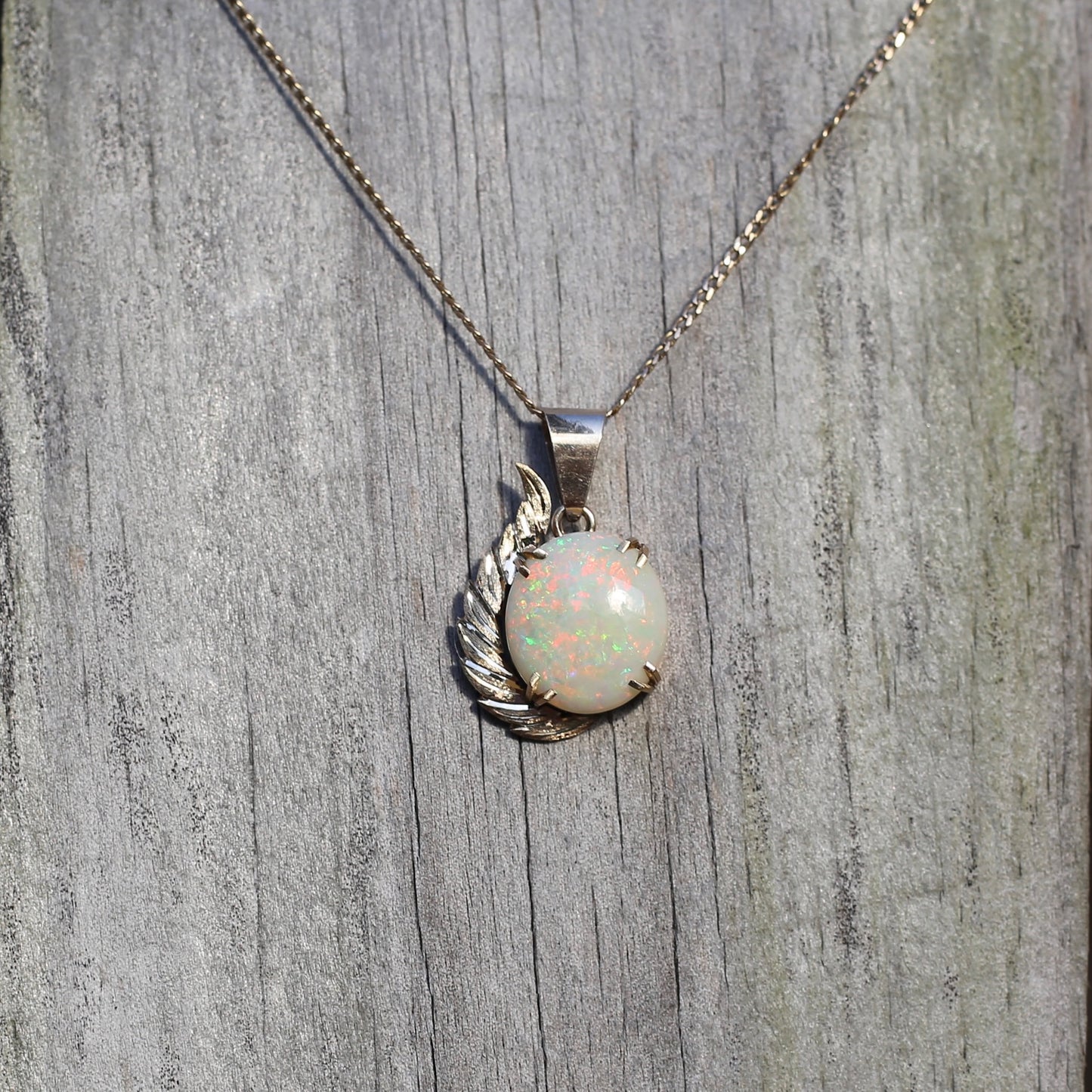 Solid White Opal and 9ct Gold Pendant, on 9ct Gold Chain, 50cm, 6g total weight