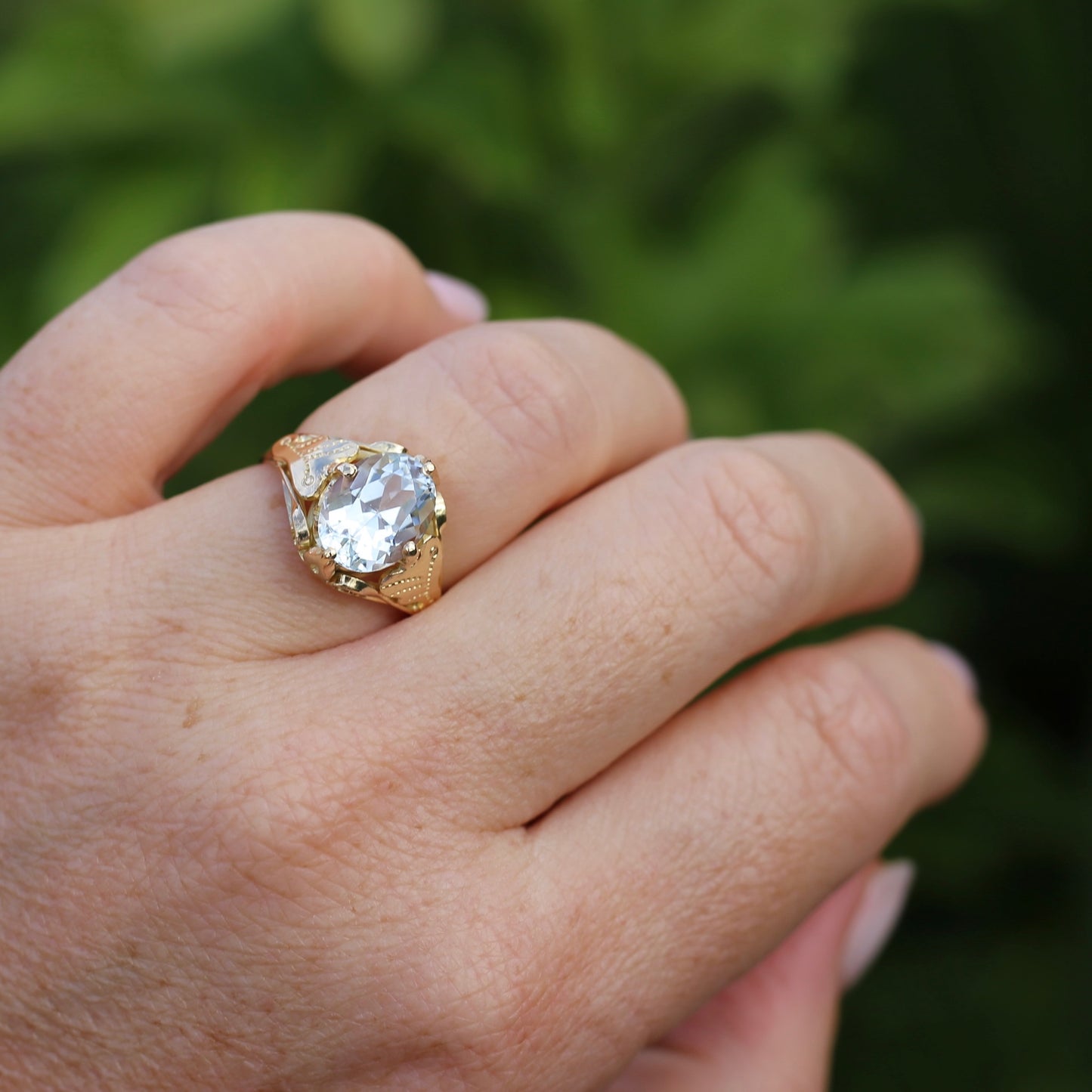 3.26ct Oval Natural Aquamarine in Hand Crafted 18ct Yellow Gold Ring, size P or 7.5, with Valuation