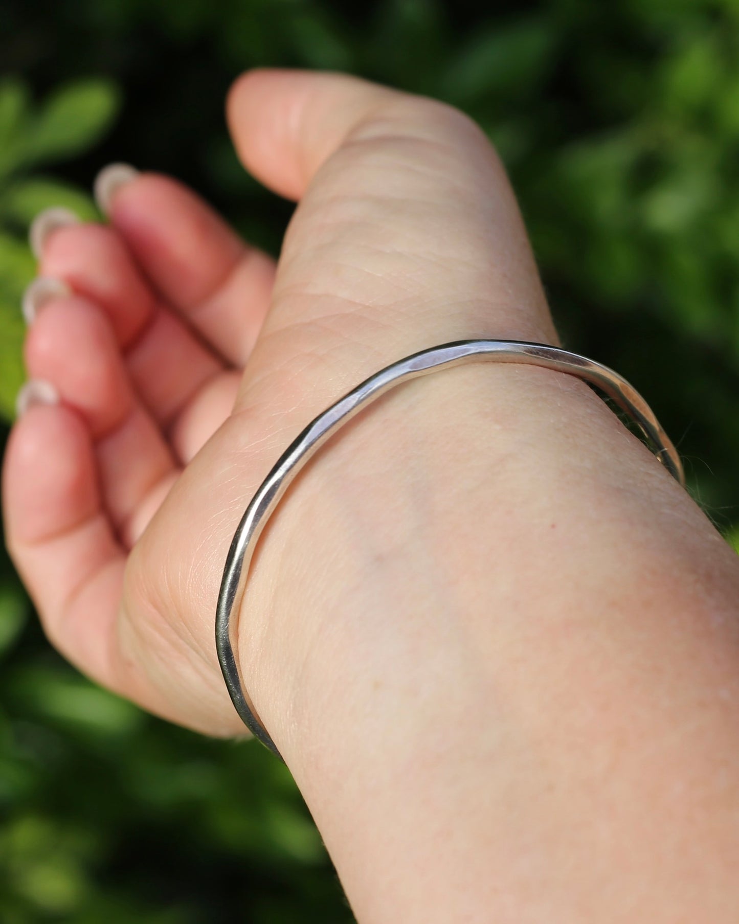 Hammered Finish Sterling Silver Bracelet with Nail Type Closure, Sterling Silver, 16.8g