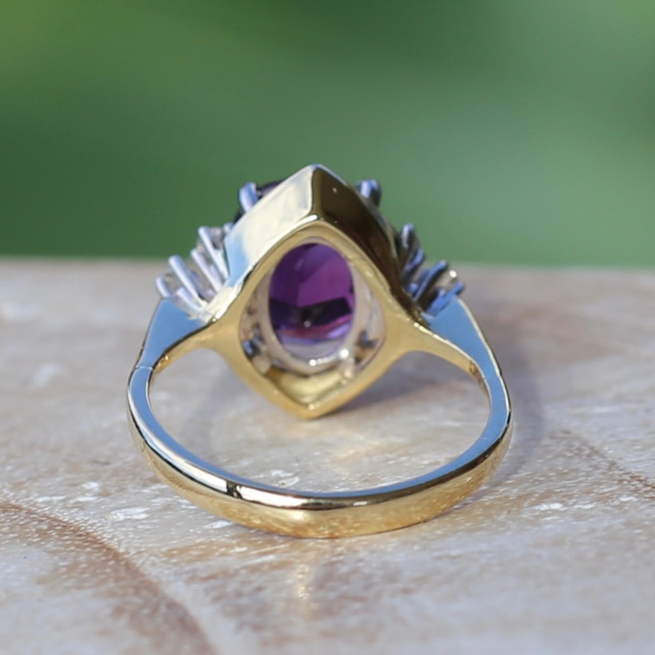 Vintique Oval Amethyst and Diamond Ring, 18ct Yellow Gold, size K1/2 or 5.5