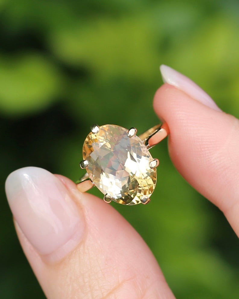 7.1ct Heliodor (Golden Beryl) in Vintage 1978 London Made Ring, 9ct Yellow Gold, size P or 7.75, 4.41g with valuation