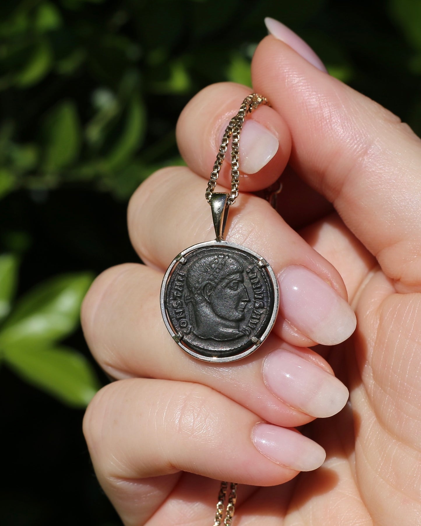 Handmade Gold Coin Frame, 4 claw, featuring Constantine The Great, 307-337 AD