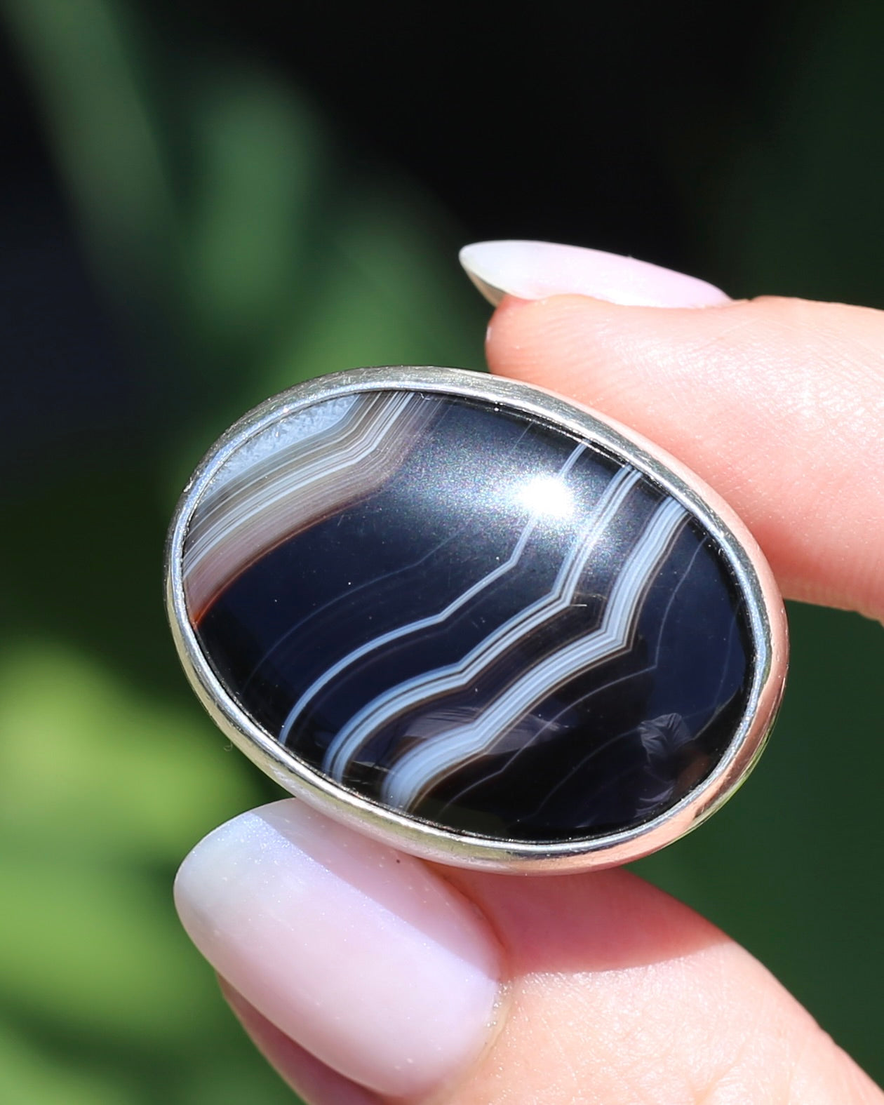 Chunky Bezel Set Natural Banded Agate Ring, Sterling Silver, size R or 8.5 (might feel half a size smaller), 19.7g