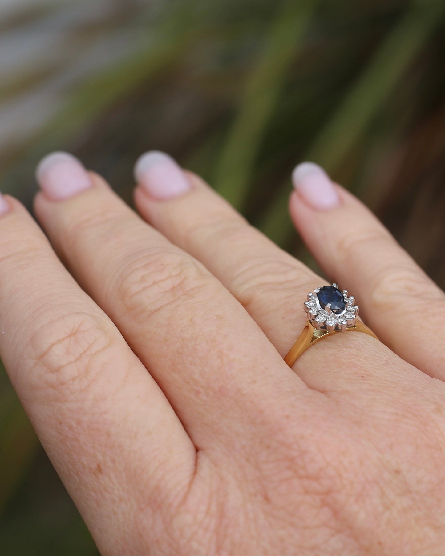 Natural Sapphire and Diamond Halo, 18ct White and Yellow Gold, size R or just over 8.5, 3,15g