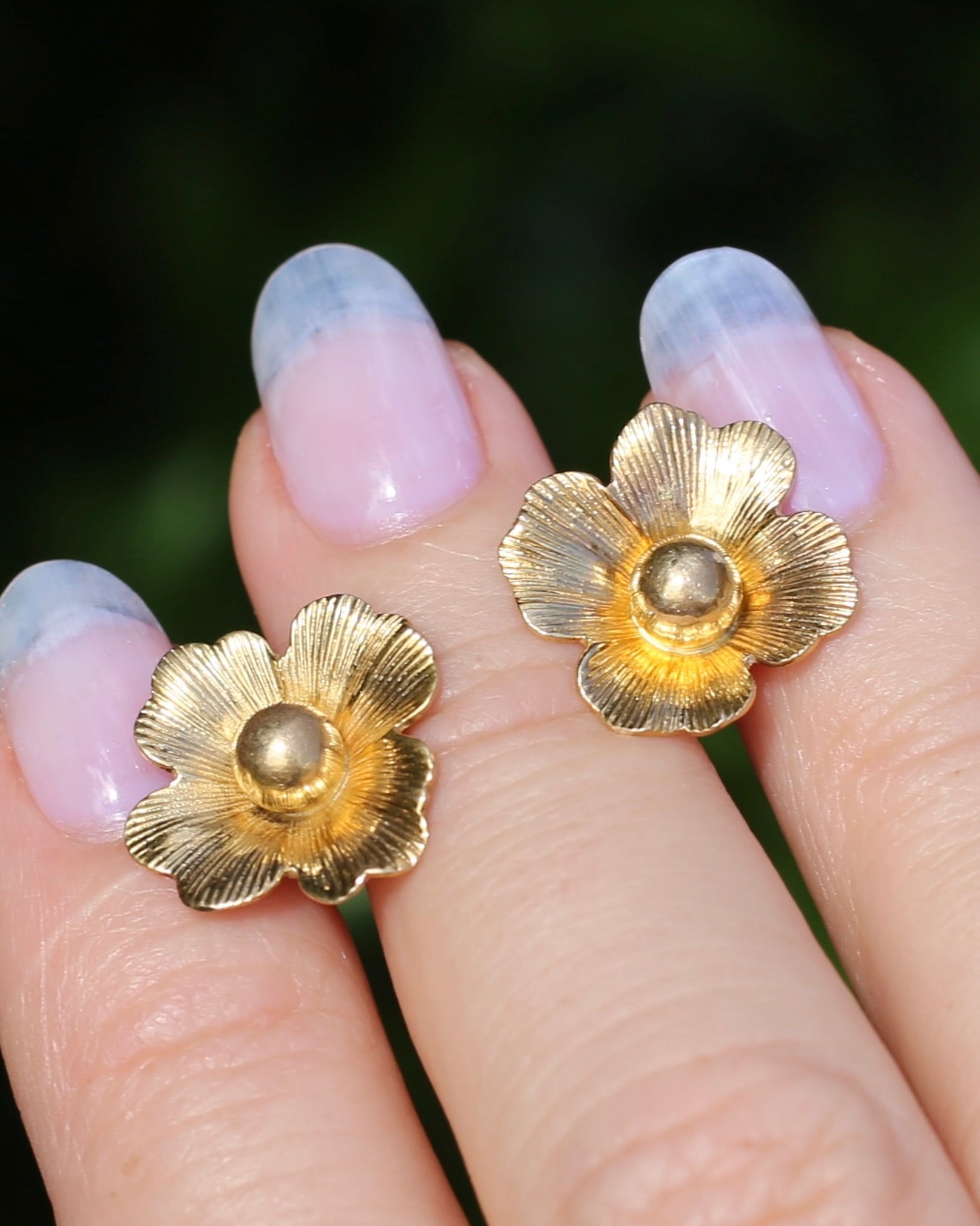 Vintage 1950s Large Floral Earring Studs, 9ct Gold (14K butterflies), Birmingham Made, 3.27g