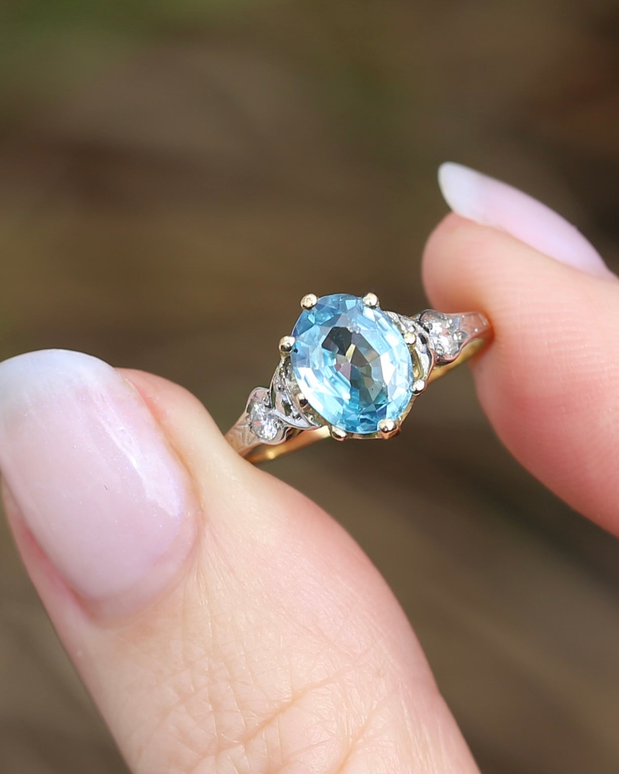 Circa 1930s Art Deco Blue Zircon and Diamond Ring, 18ct size just over M1/2 or 6.5, 2.80g
