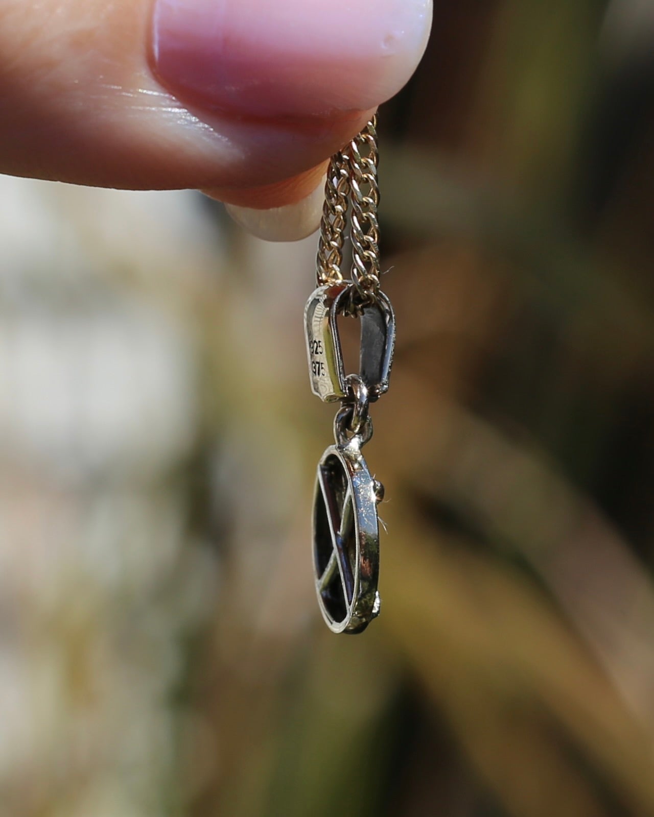 1865 Mexican Coin Replica in Coin Frame Pendant, 9ct Yellow Gold and silver support bars, 1.69g