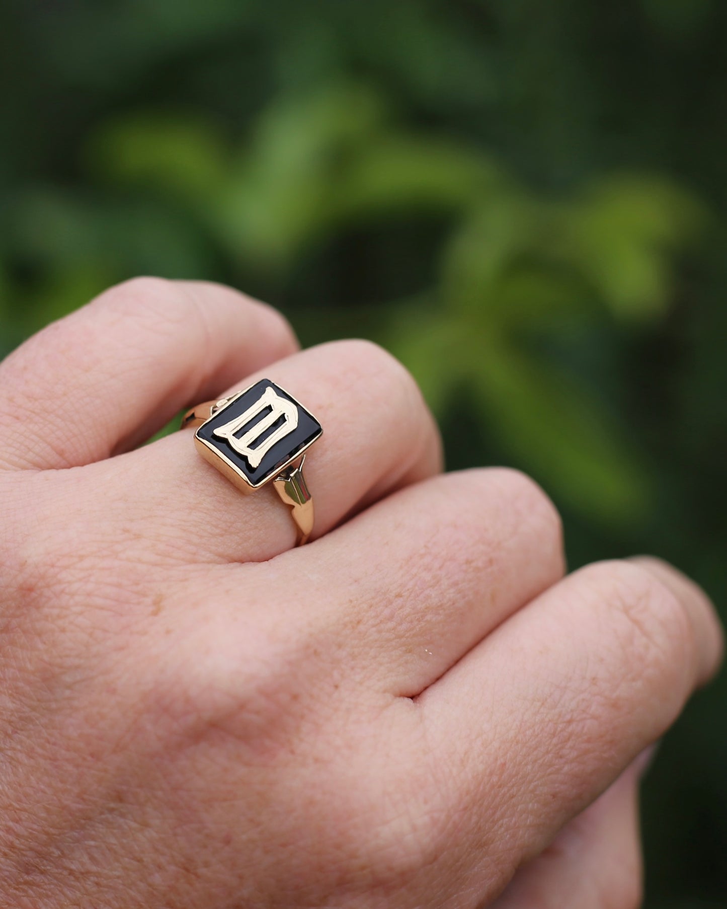 "W/M" Vintage Onyx and 9ct Yellow Gold Signet Ring, 9ct Yellow Gold, size N or 6.75