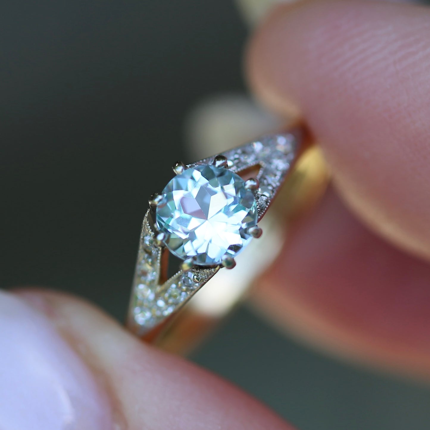 Pristine Early Australian 1930s Dunklings Blue Zircon & Diamond RIng, size L or just over 5.5