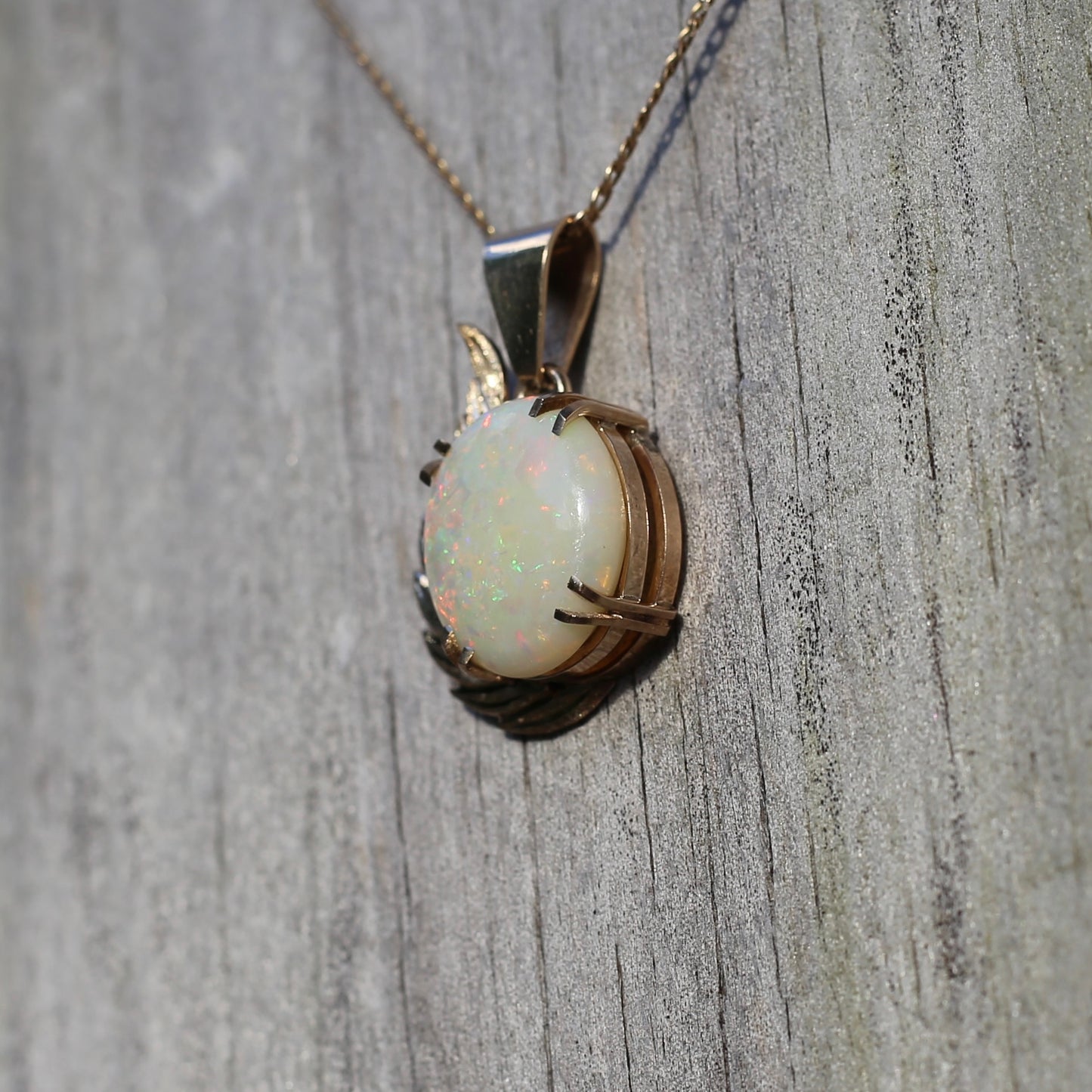 Solid White Opal and 9ct Gold Pendant, on 9ct Gold Chain, 50cm, 6g total weight