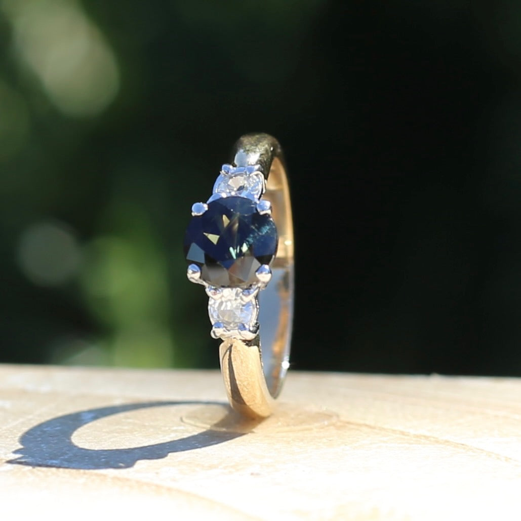 1.5ct Natural Green Sapphire and White Zircon Trilogy Ring, 9ct Gold, size N1/2 or just under 7