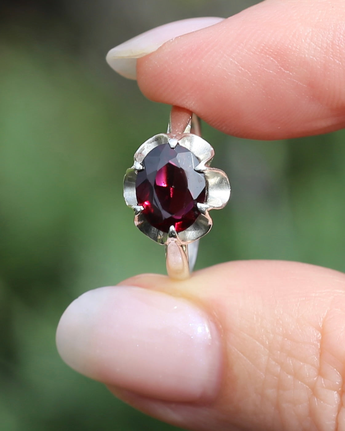 On HOLD Vintique Rhodolite Garnet Belcher Ring, Sterling Silver, size O1/2 or 7.5, 2.44g