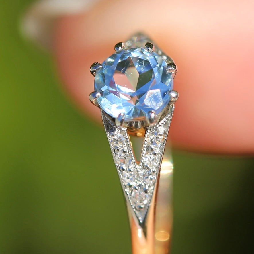 Pristine Early Australian 1930s Dunklings Blue Zircon & Diamond RIng, size L or just over 5.5