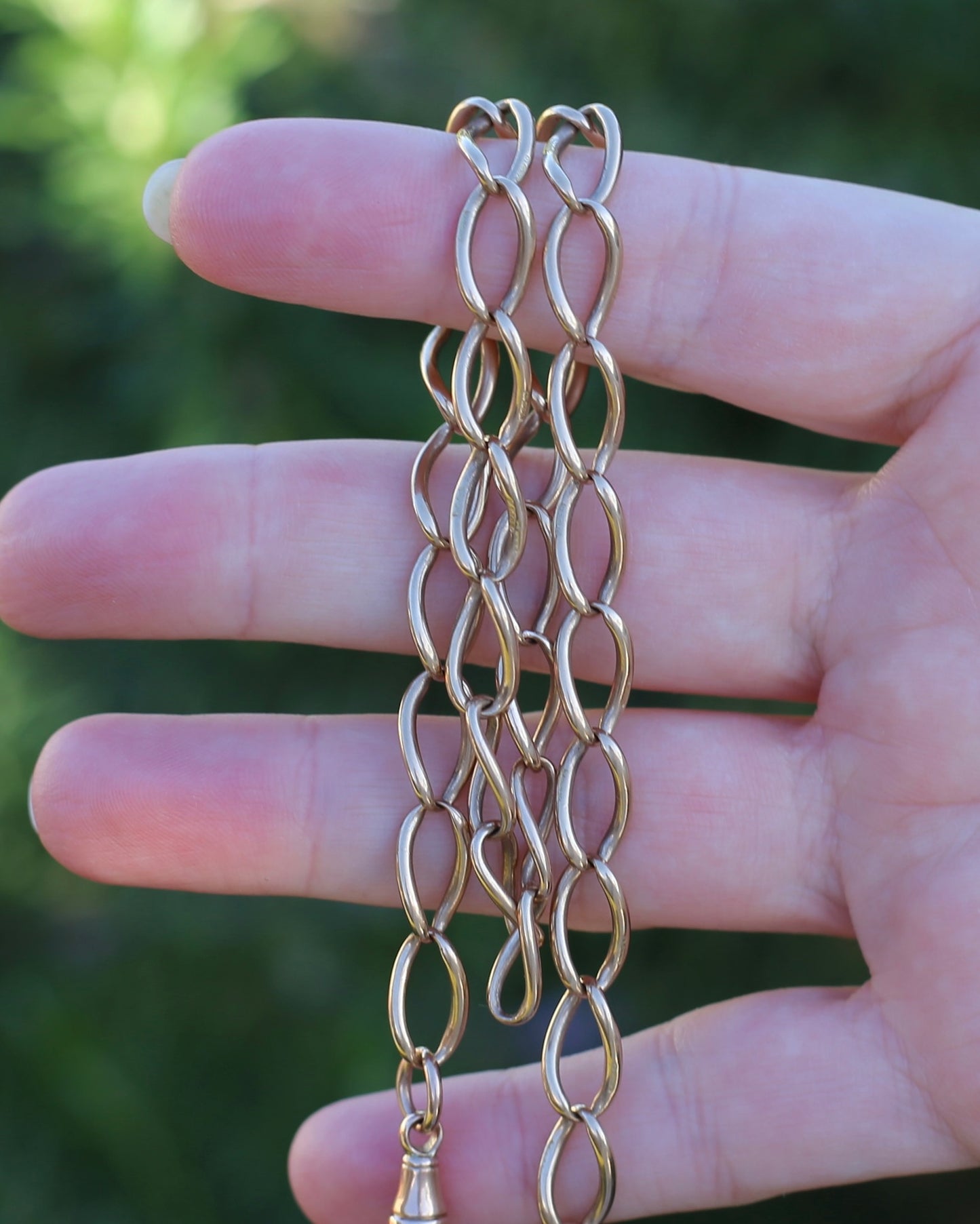 Old Rosey Gold Wide Oval Hallmark Linked Chain with Single Albert Clasp, 20.25g, 16 Inches or 41cm
