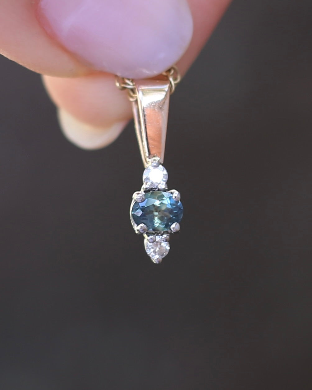 Vintage 0.55ct Parti Sapphire and 0.11ct Diamond Trilogy Pendant, 1.00g